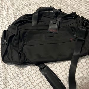 Tumi weekender/duffel bag